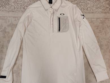 Original Oakley polo long sleeve jersey
Size XL 