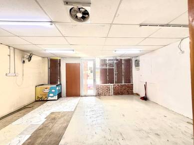 Shop lot For Sale in Bukit Beruntung,SGR