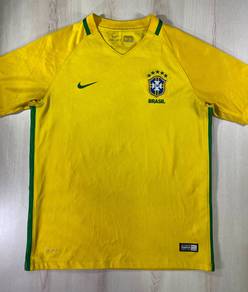 Nike Youth 2016 Brasil Home Jersey #EZ Used