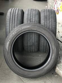 235/55/19 Toyo proxes CR1