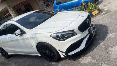 Mercedes Benz CLA180 180 AMG  in Puchong, SGR