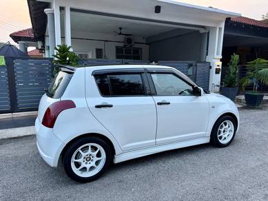 Suzuki Swift in Kuantan, PHG