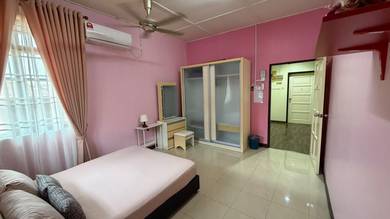 Room in Kuantan, PHG