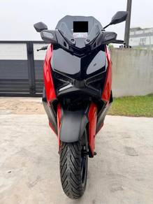 Yamaha XMAX