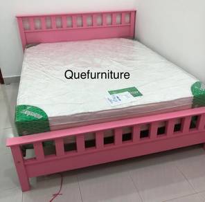 queen bedframe