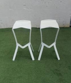 YF04F Kerusi Bangku Tinggi Designer Perch Stool