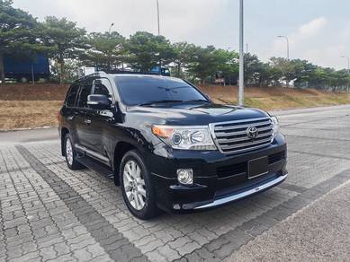 Toyota Land Cruiser ZX in Johor Bahru, JHR