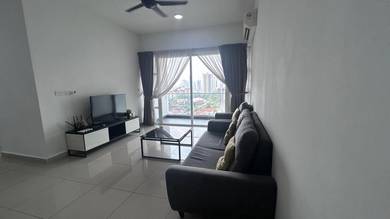 Service Residence For Sale in The Pinnacles