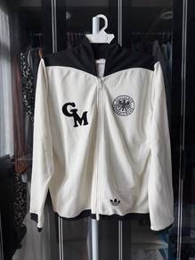 MU5032 Jaket Adidas Germany Gerd Muller Der Bomber
