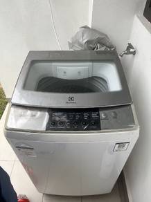 9.5kg cyclonic care top load wash machine