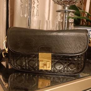 preloved Leather 