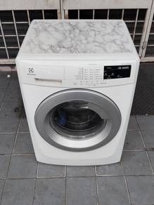 Automatic front load washer Electrotlux 8kg
