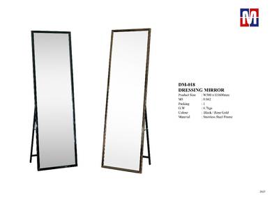 Mirror Stand DM018