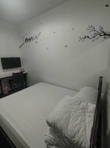 Room in Paya Terubong, PNG