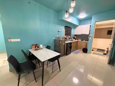 Service Residence For Rent in M Luna