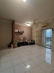 Condominium For Sale in Villa Pavilion
