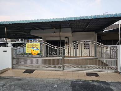 Terraced House For Sale in Sitiawan,PRK
