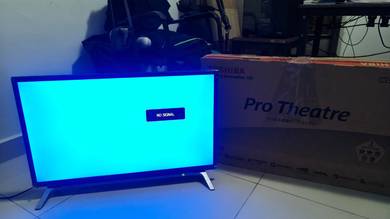 Toshiba 32" Pro Theatre LCD TV
