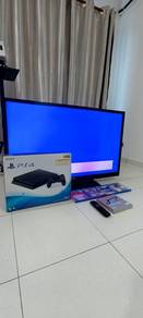 PS4 Slim 500GB Complete Set with TV for Sale !