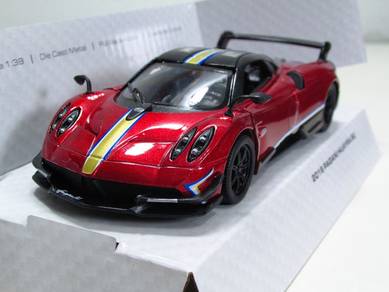 Kinsmart 1-38 Pagani Huayra BC 2016 Red Supercar