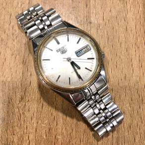 Seiko 5 7009-3110 Automatic Watch Trade In Ready