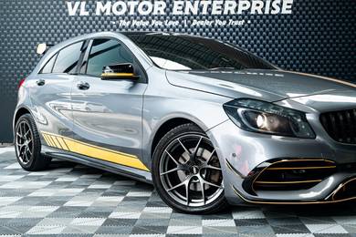 Mercedes Benz A180 180 AMG TURBO (CBU) in Desa Petaling, KUL