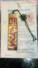 Gold Plated Korean Book Mark