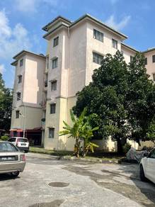 Flat For Sale in Azalea Court