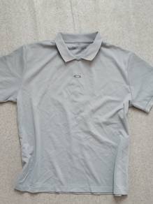 Baju Oakley