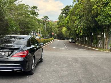 Mercedes Benz CLA180 180 AMG in Cheras, SGR