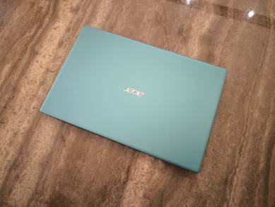 Acer 512GB SSD 8GB Ram Ryzen 5 Swift Radeon Laptop