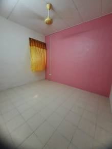 Townhouse For Sale in Bukit Minyak,PNG