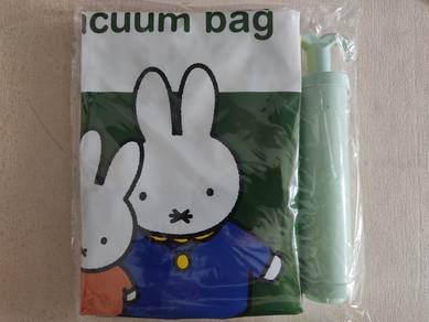 Breeze Vacuum Bag & Pump Set (New)