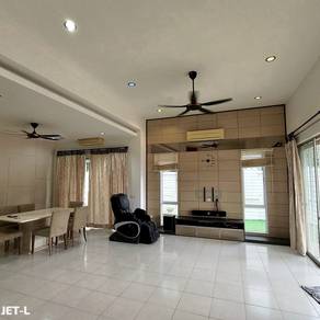 Semi-Detached House For Sale in Setia Alam,SGR