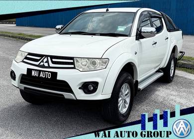 Mitsubishi Triton in Sungai Besi, KUL