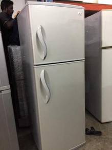 LG 2 doors fridge Peti ice Sejuk Ais Refrigerator