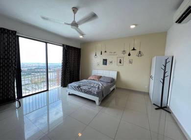 Service Residence For Rent in Trefoil