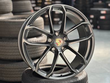 NEW 22 Porsche GTS Rim Cayenne S GTS Panamera