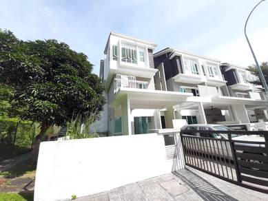 3-storey Terraced House For Rent in Semenyih,SGR