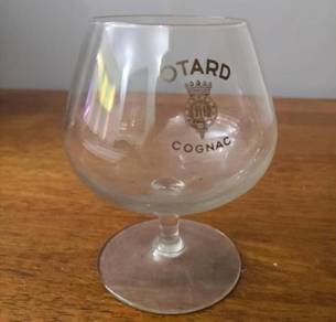Cawan otard cognac footed glass cup