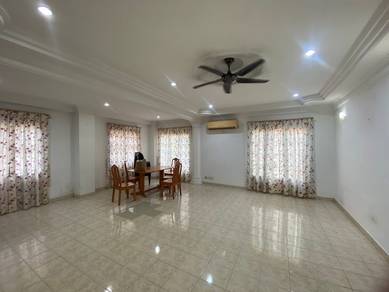 Bungalow House For Sale in Bukit Beruntung,SGR