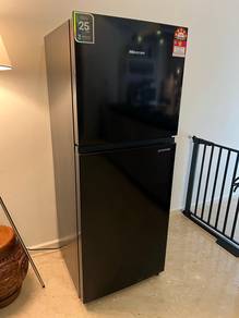 HiSense 2 door refrigerator