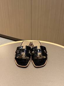 Hermes Oran Sandal In Glossy Exotic Crocodile Leat
