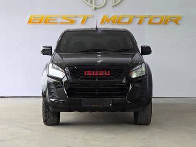 Isuzu D-Max TYPE B in Permas Jaya, JHR