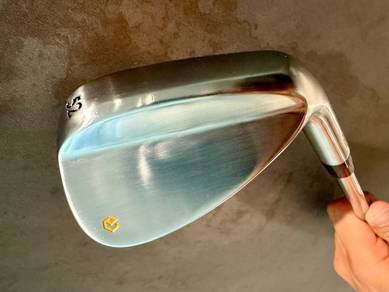 (Like New) Epon Tour Wedge 52 + Zelos 7 R Shaft