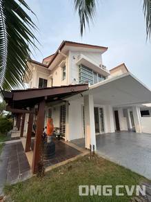 Semi-Detached House For Sale in Setia Alam,SGR