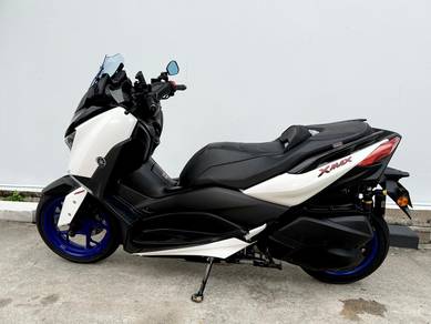 Yamaha XMAX
