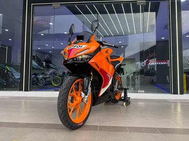 Honda CBR150R