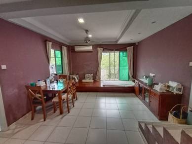 Condominium For Sale in Seri Borneo Kondominium