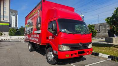 Hino XZU 423R